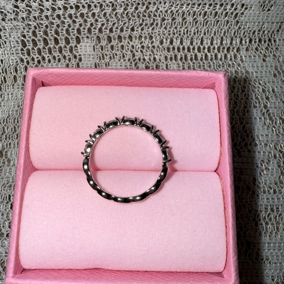 NWT Swarovski Marquise Zirconia Ring - Picture 5 of 11